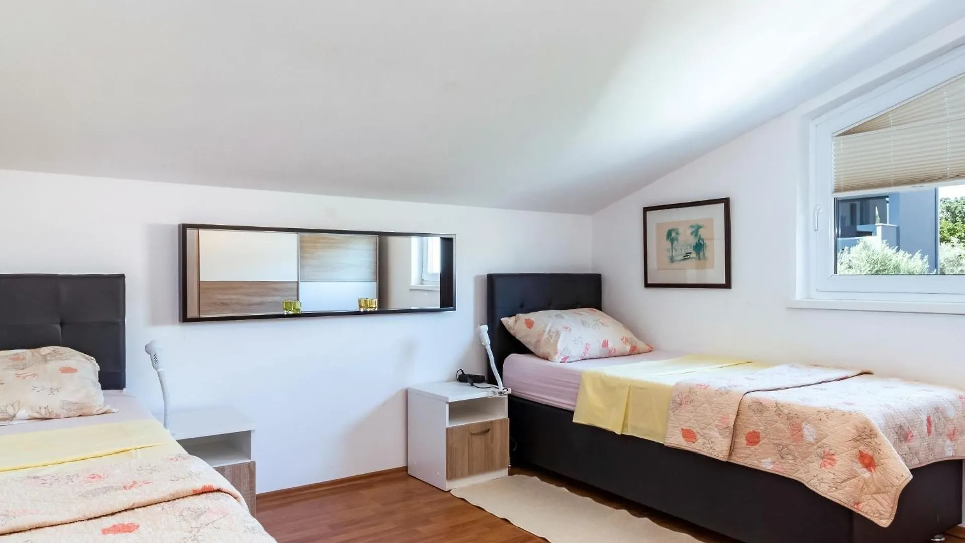 Apartment Petar-2 By Interhome Tar-Vabriga