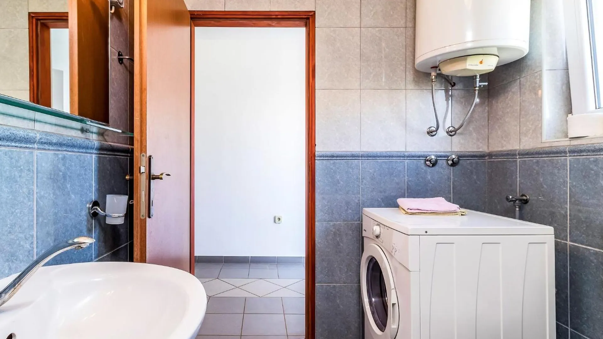 Apartment Petar-2 By Interhome Tar-Vabriga 0*,